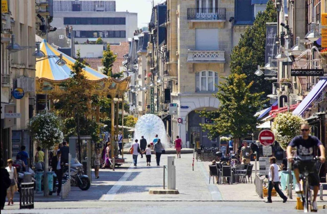 Appartamento Coeur De Reims Logement Entier Esterno foto